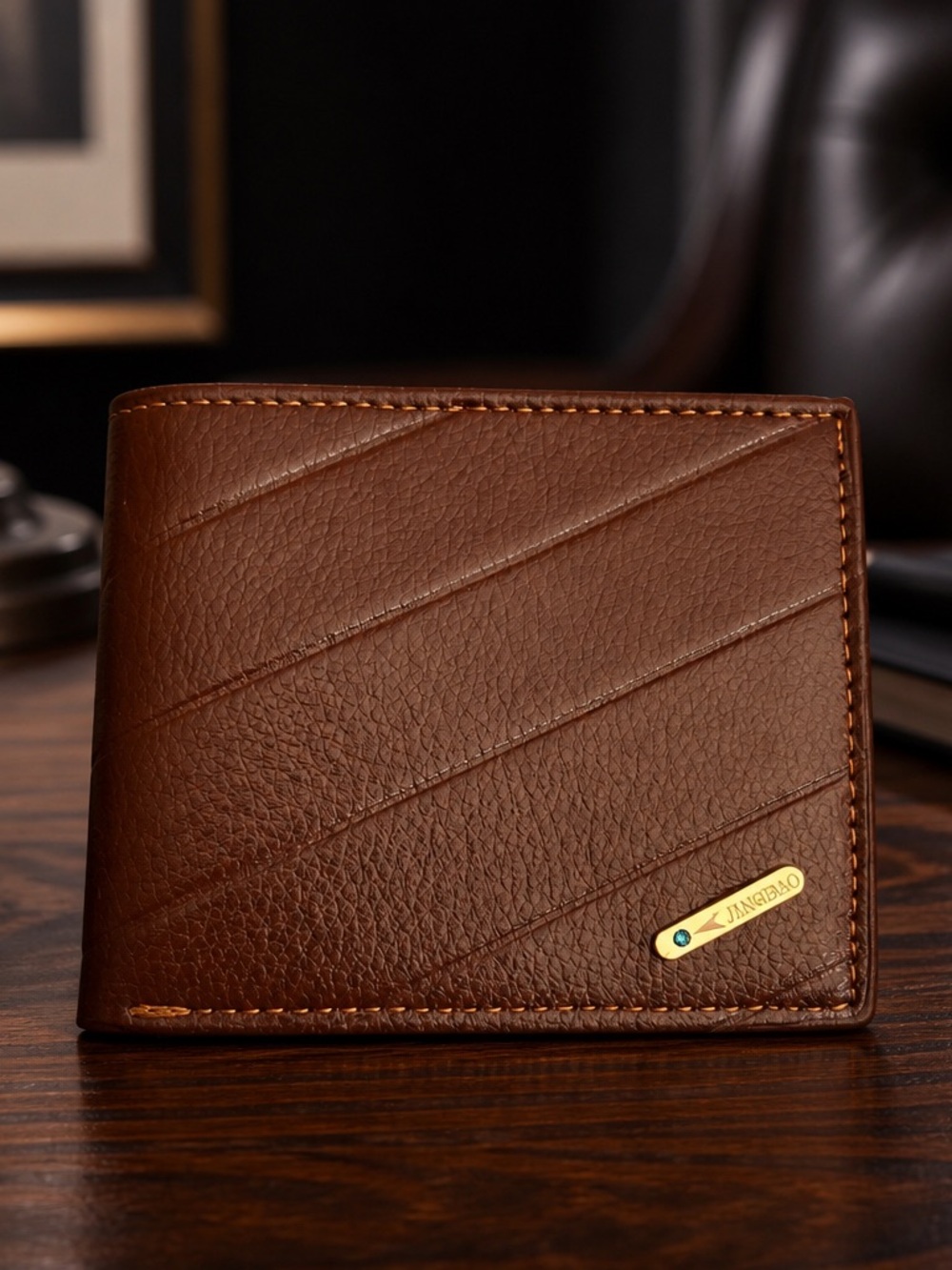 Men’s Dark Brown Premium Leather Bifold RFID Blocking Etched Design Wallet NWT